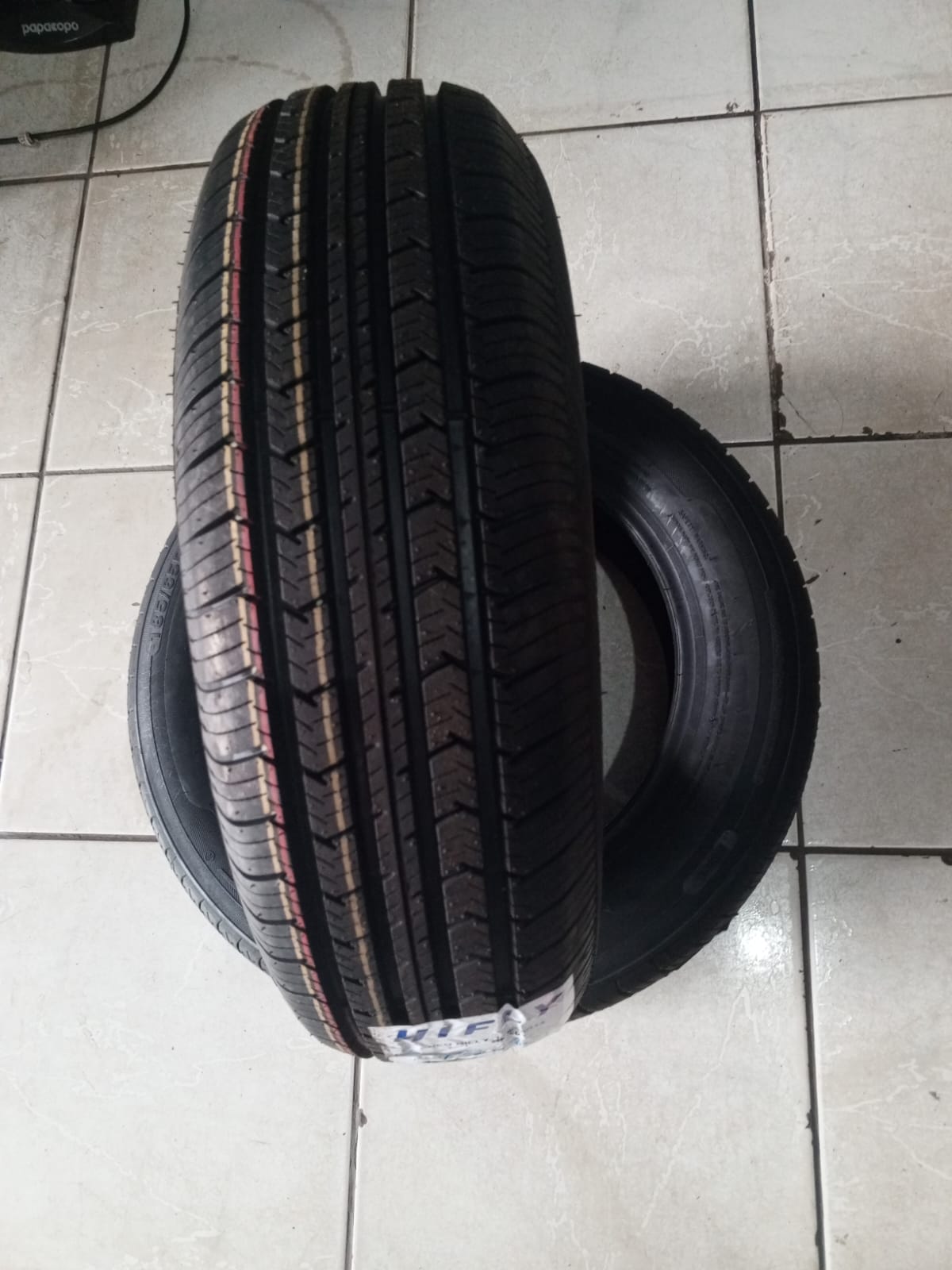 Pneu 175/60R13 Hifly